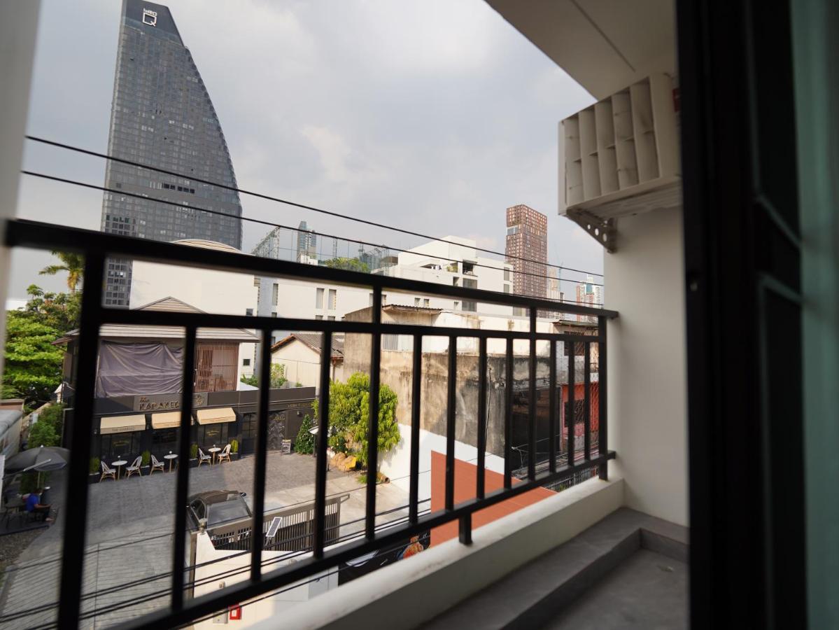 Roomquest Sukhumvit36 Bts Thonglor Bangkok Exterior photo