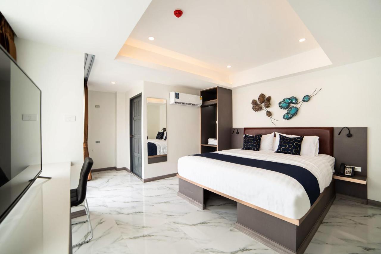 Roomquest Sukhumvit36 Bts Thonglor Bangkok Exterior photo