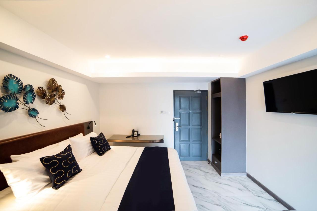 Roomquest Sukhumvit36 Bts Thonglor Bangkok Exterior photo
