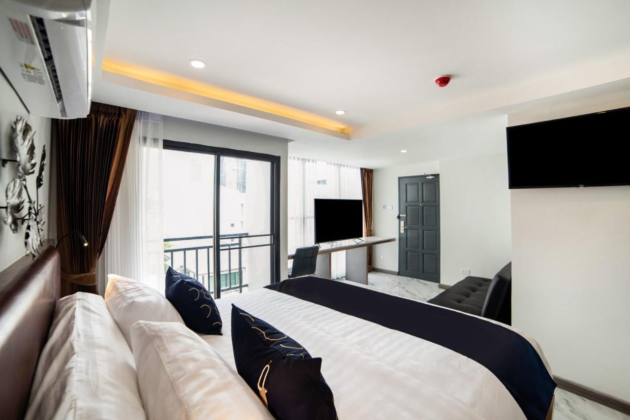 Roomquest Sukhumvit36 Bts Thonglor Bangkok Exterior photo
