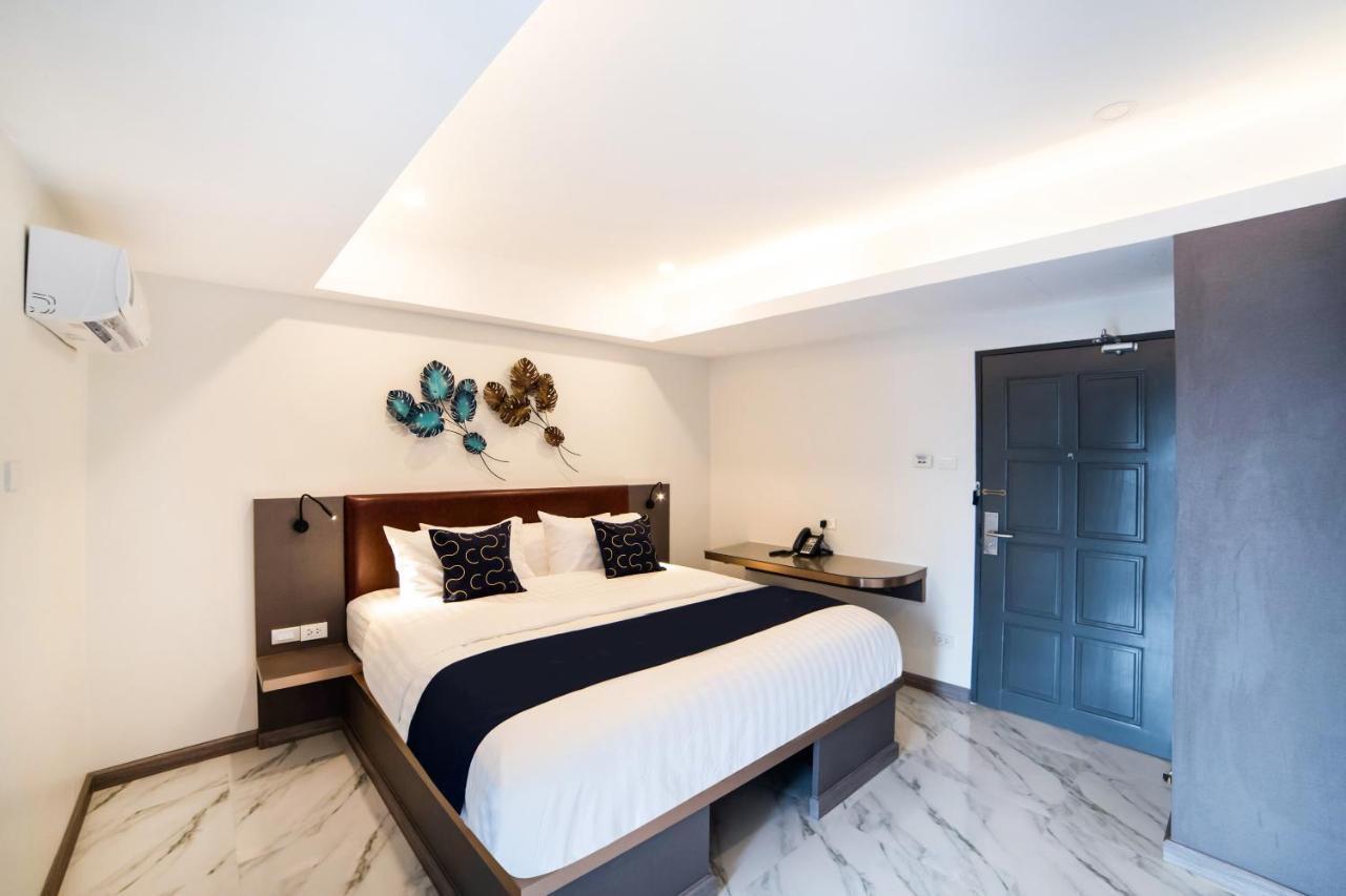 Roomquest Sukhumvit36 Bts Thonglor Bangkok Exterior photo